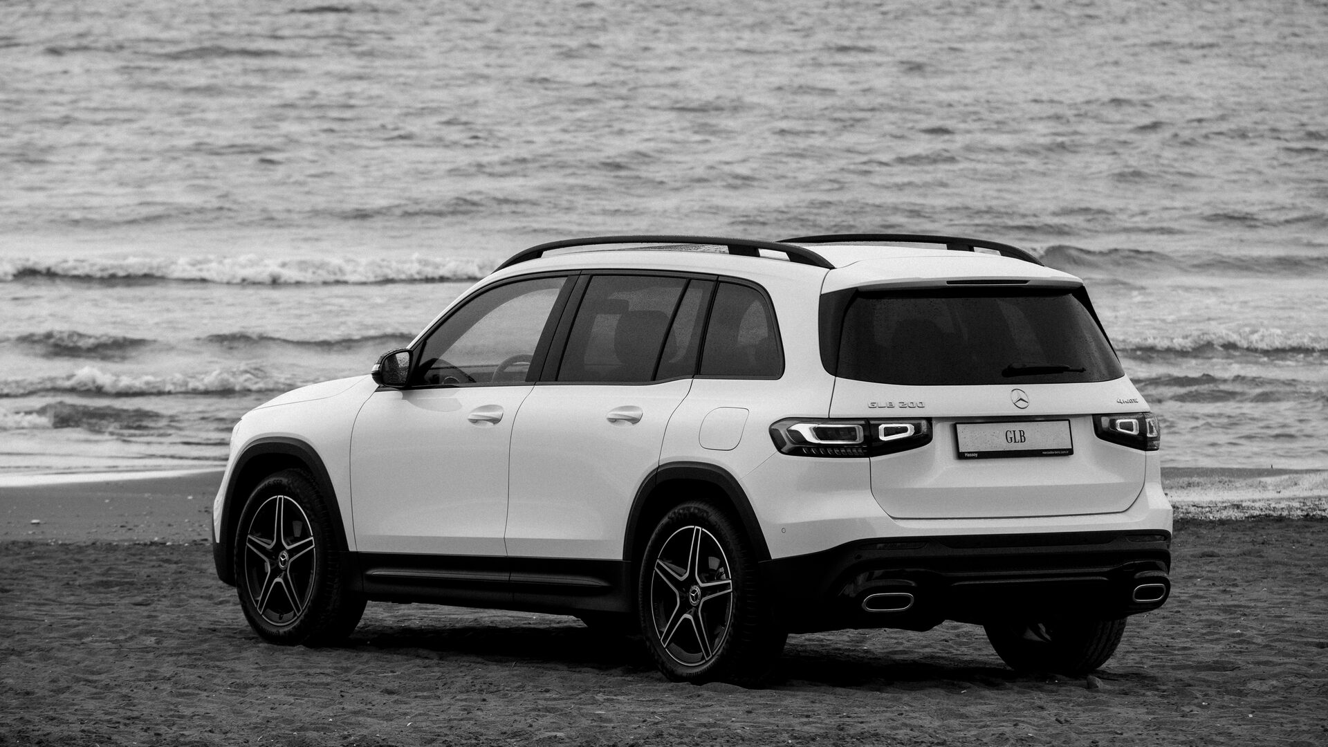 Mercedes-Benz GLB — 5