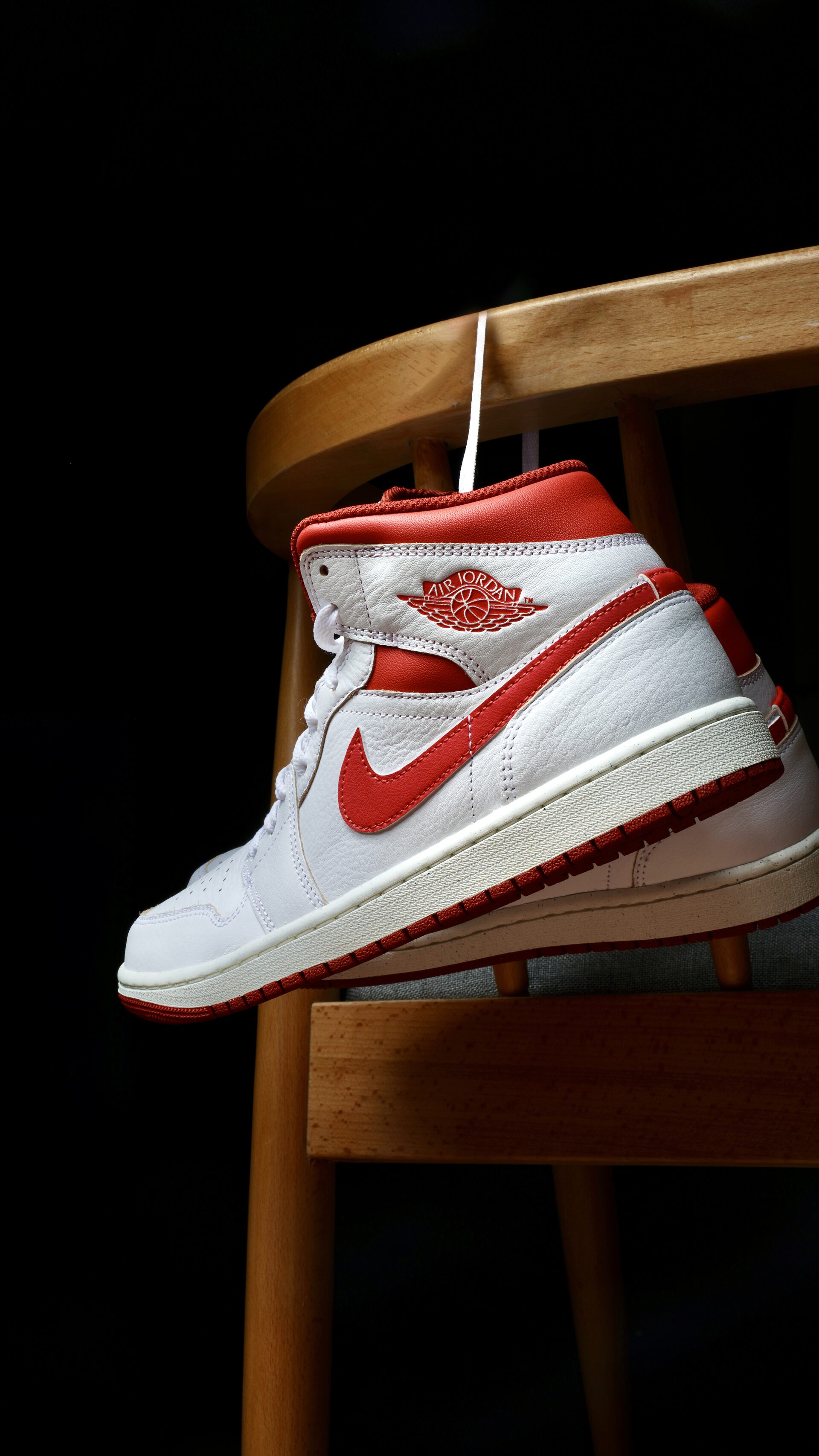 Nike — 1
