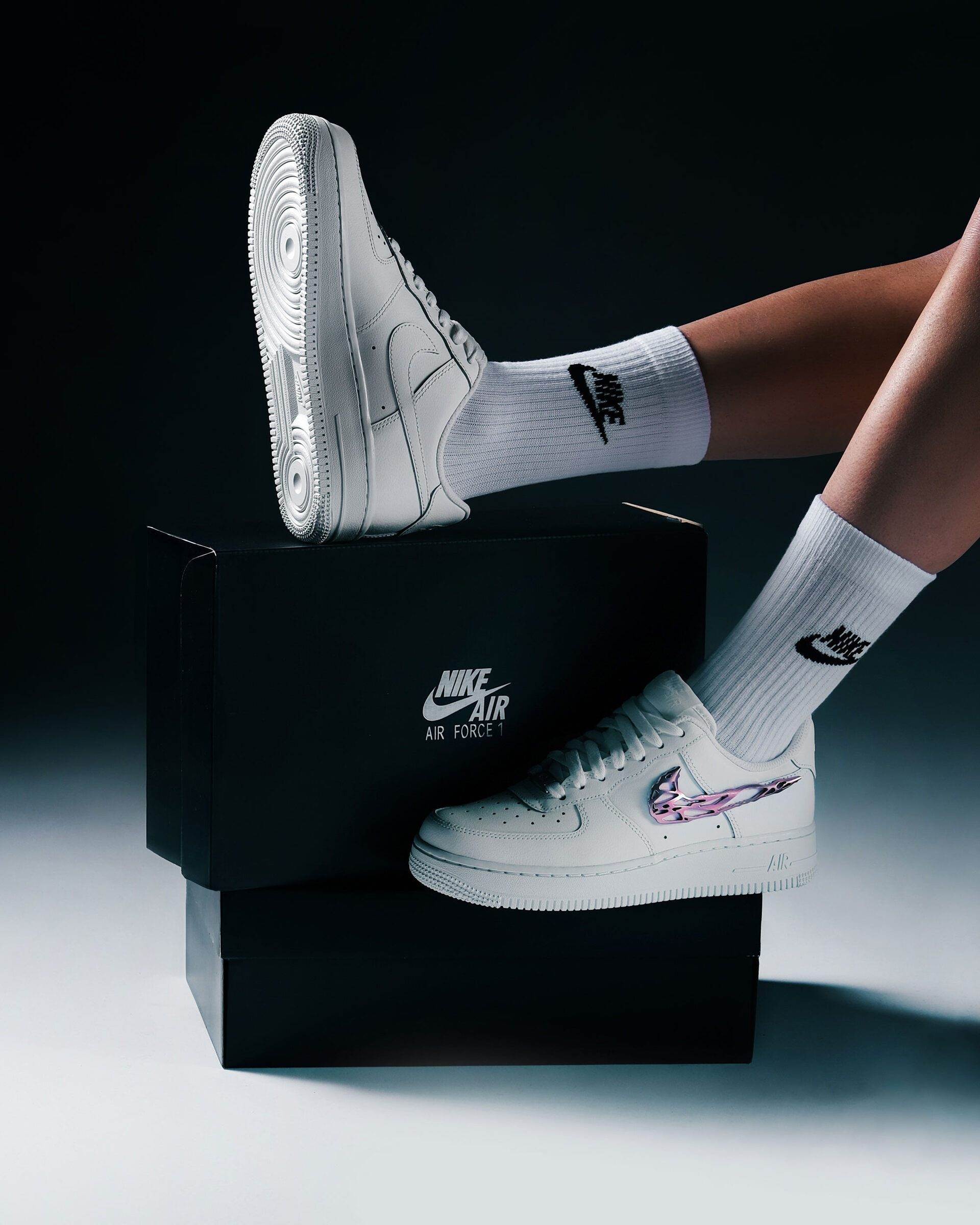 Nike — 4